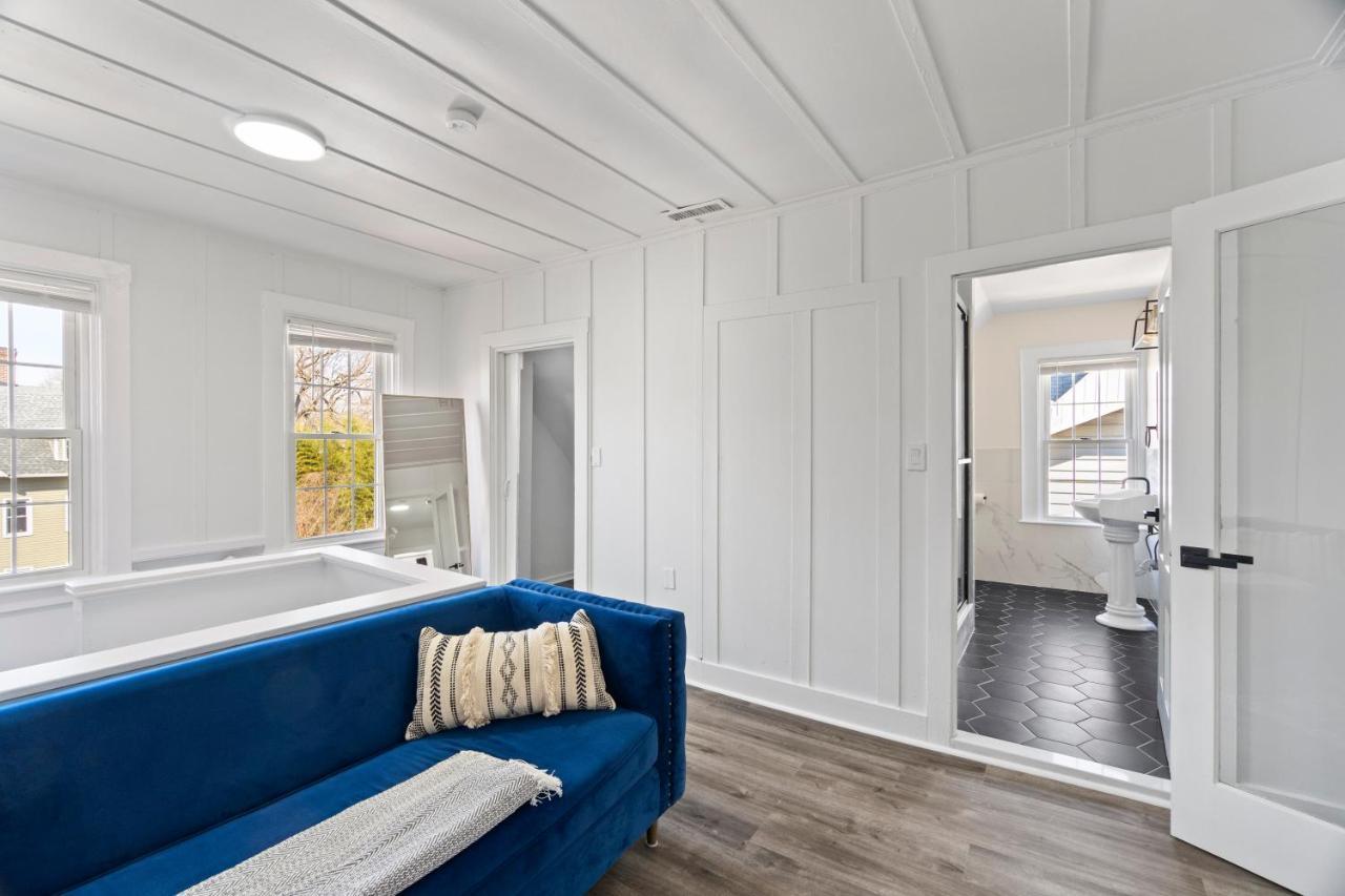 Ferienwohnung Cozy Gem In The Heart Of East Rock With Free Parking Near Yale And Dt New Haven Exterior foto